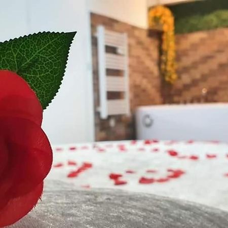 Love Rooms De La Presqu'Ile Saint-Vincent-de-Paul  Kültér fotó